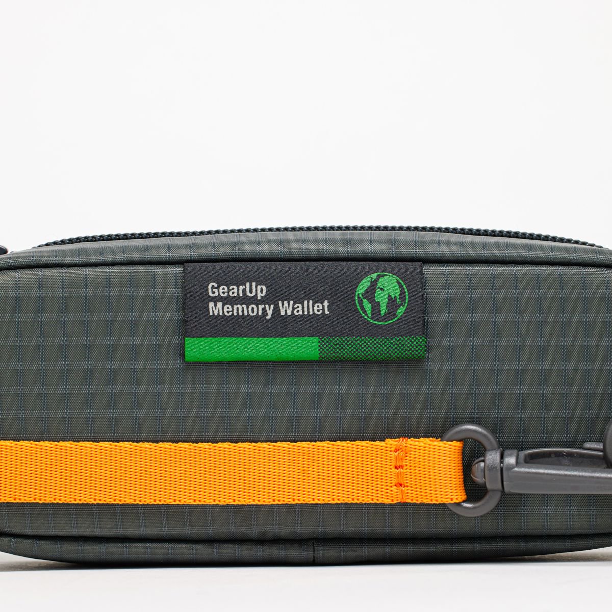 Lowepro GearUp Memory Card Wallet 20, Dark Gray